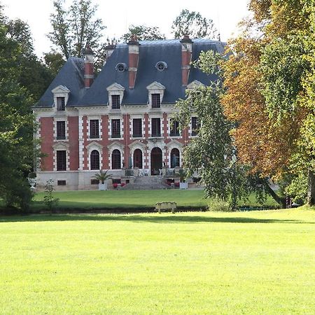 Bed and Breakfast Chateau Du Breuil Gevrolles Exterior foto