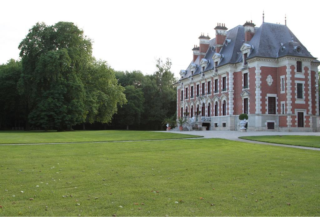 Bed and Breakfast Chateau Du Breuil Gevrolles Exterior foto