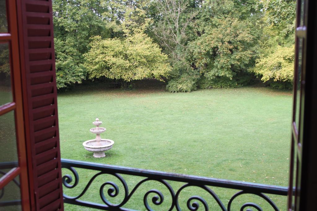 Bed and Breakfast Chateau Du Breuil Gevrolles Zimmer foto